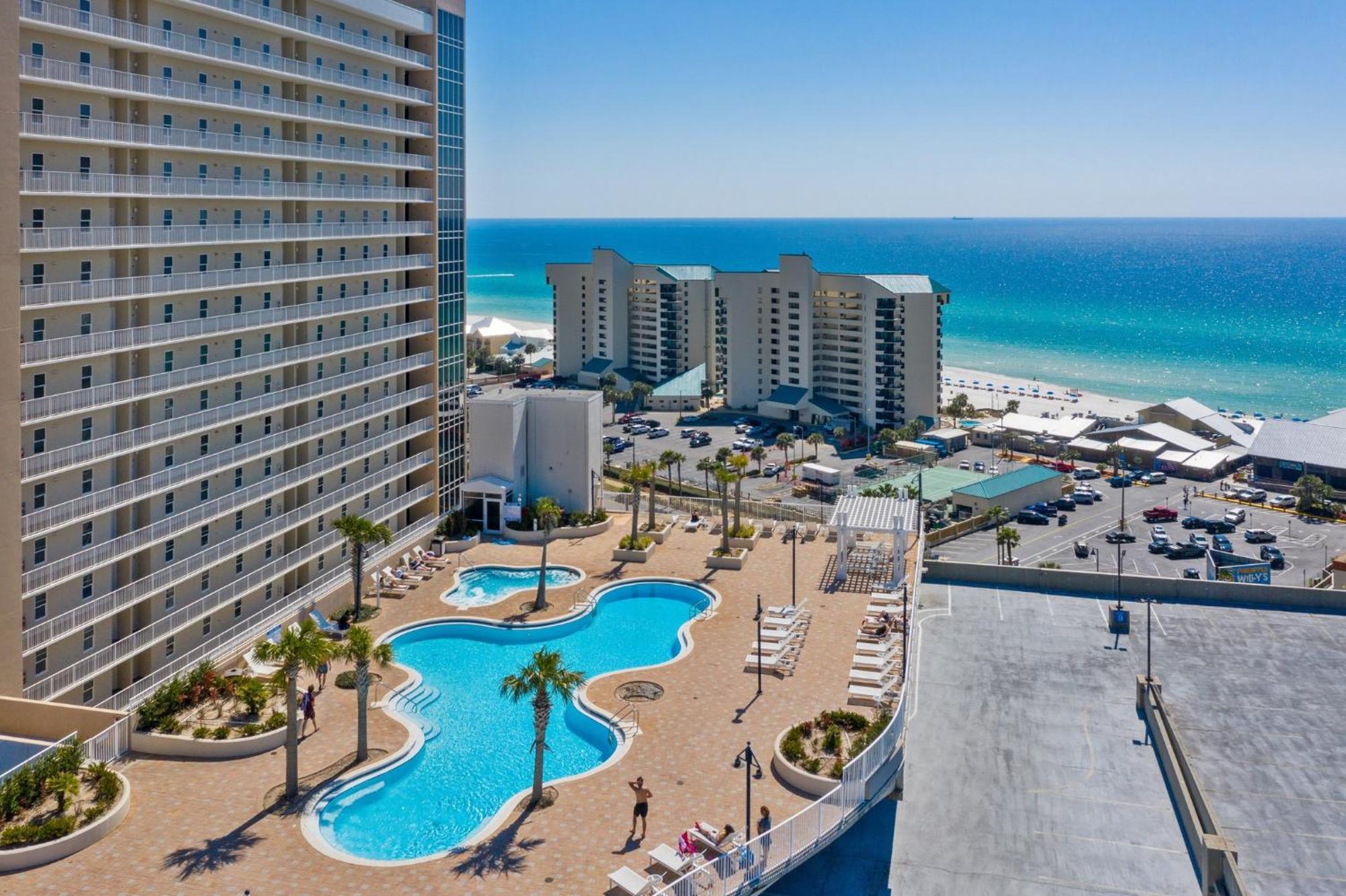 Apartment Laketown Wharf 1931 Panama City Beach